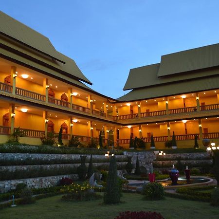 The M Bokeo Hotel Huay Xai Bagian luar foto