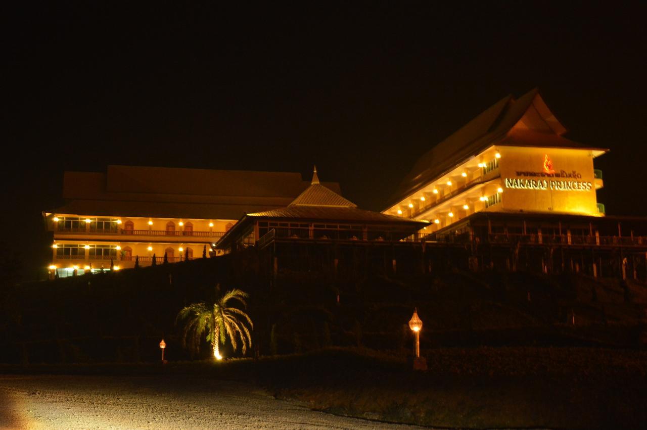 The M Bokeo Hotel Huay Xai Bagian luar foto